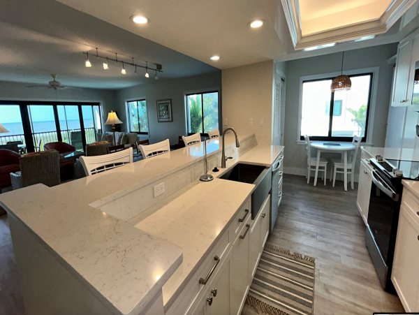 Sanibel Isand Three Bedroom Rental Condo Pool Tennis